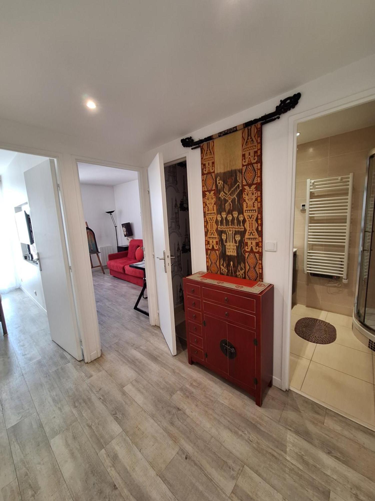 Fun And Quiet Apartment Париж Екстериор снимка
